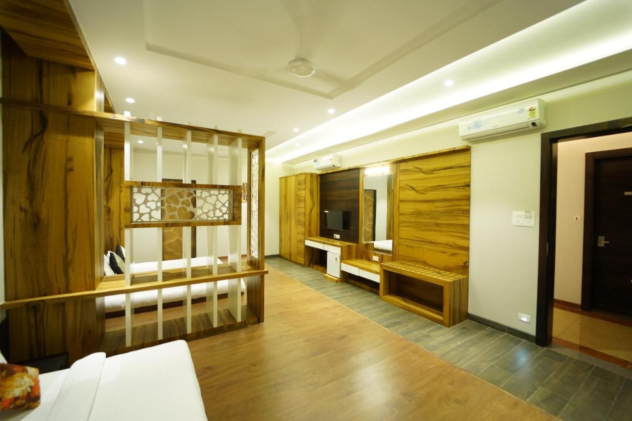 Hotel The Royal Inn Baramati Exterior foto